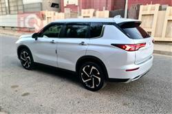 ميتسوبيشي اوتلاندر